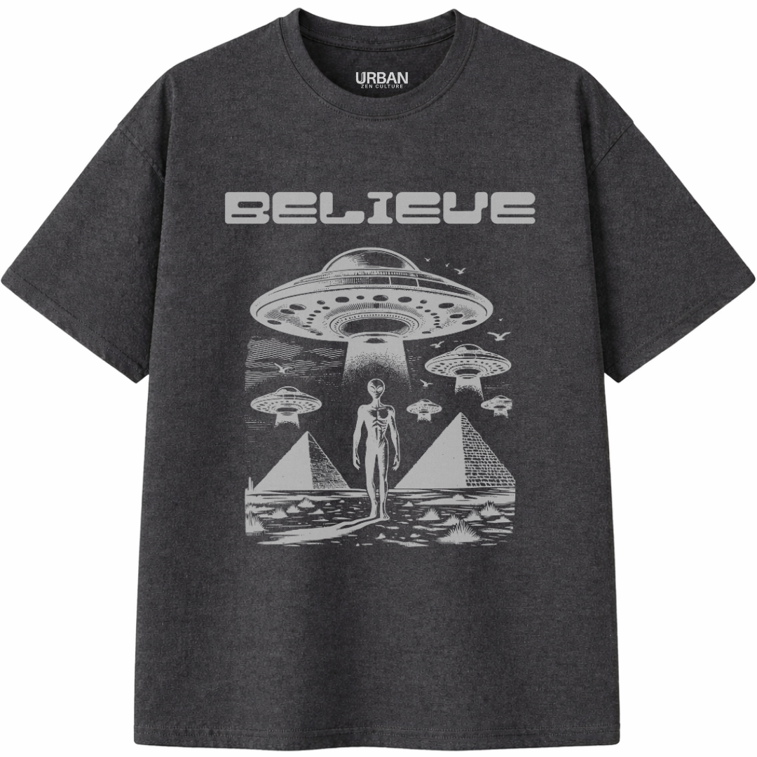 Alien Graphic T-Shirt